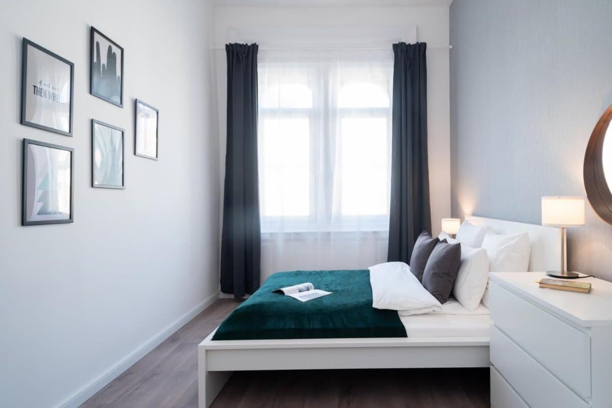 Large Apartment At Perfect Central Location Budapeşte Dış mekan fotoğraf