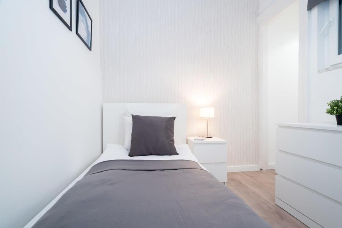 Large Apartment At Perfect Central Location Budapeşte Dış mekan fotoğraf